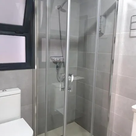 Apartment Spacious Studio In Center With Free Parking